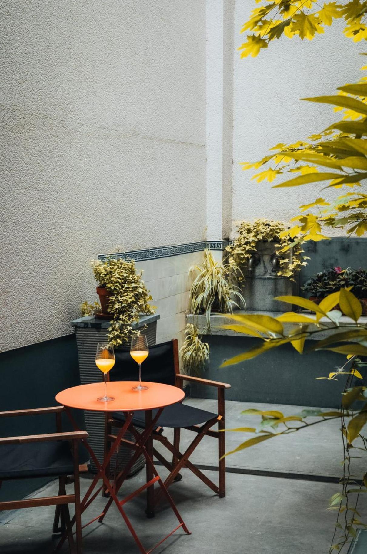 Duplex In Historical Centre With Private Courtyard Apartment Antwerp Luaran gambar